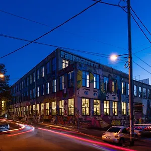 2* Hotel Fabrika Hostel&suites